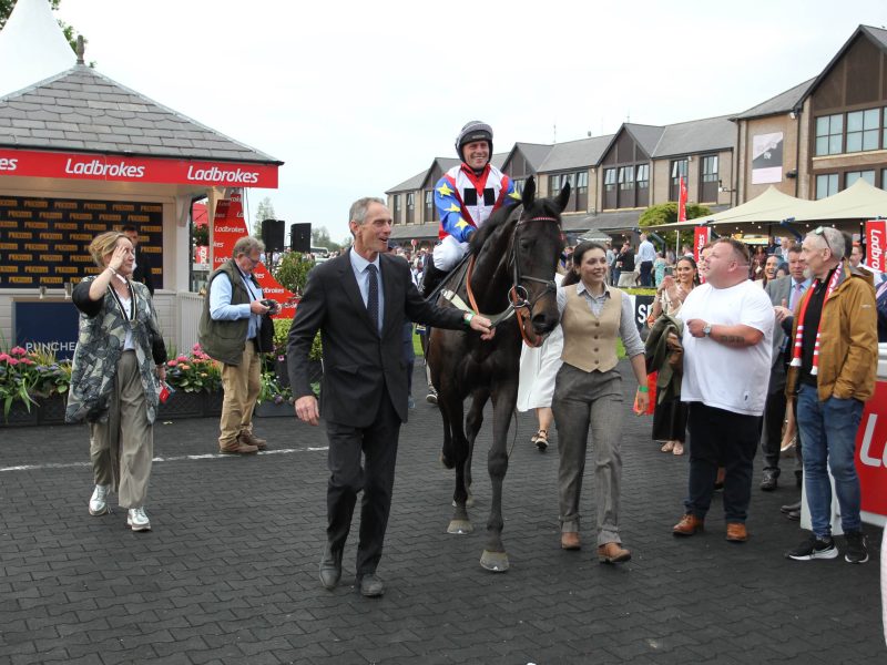 Baron Noir and Mr R James wins the JP & M Doyle INH Flat Race fo Baron Noir and Mr R James wins the JP & M Doyle INH Flat Race for trainer Alan King and owners the Noel Fehily Racing Club at Punchestown. 1/5/2025 Pic Steve Davies/Racingmediapics.co.uk